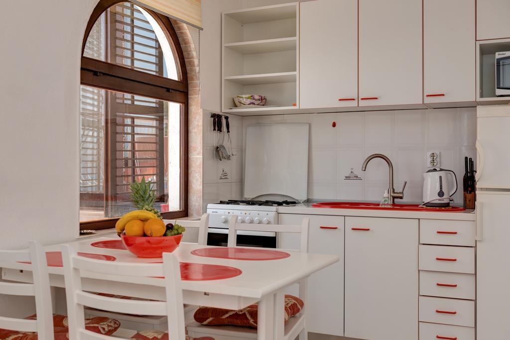Apartments Majda Локва-Рогозниця Екстер'єр фото